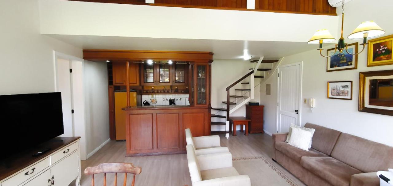 Duplex Floresta Negra - Sua Base Perfeita Em Gramado! Otima Localizacao Lagonegro 500M - 02 Quartos E 02 Banheiros Para Familia Em Condominio Fechad0, Cozinha Completa Com Garagem E Portaria 24H Exteriör bild