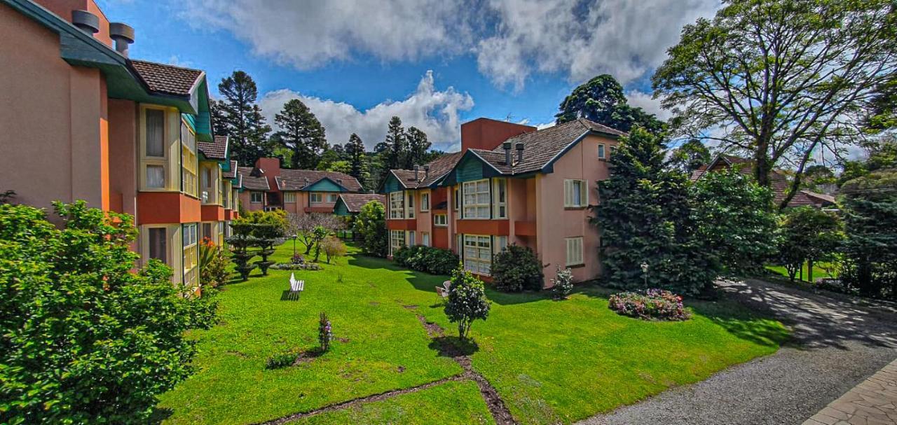Duplex Floresta Negra - Sua Base Perfeita Em Gramado! Otima Localizacao Lagonegro 500M - 02 Quartos E 02 Banheiros Para Familia Em Condominio Fechad0, Cozinha Completa Com Garagem E Portaria 24H Exteriör bild